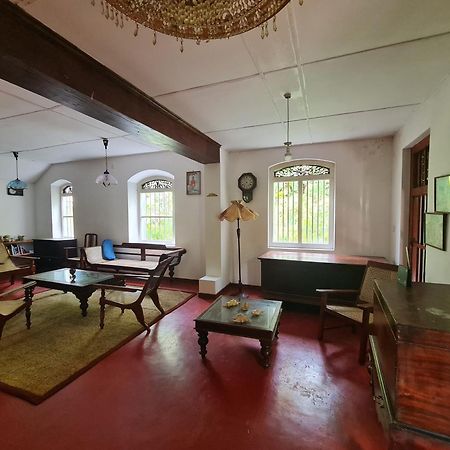 Hill Side Kings Villa Хикадува Екстериор снимка