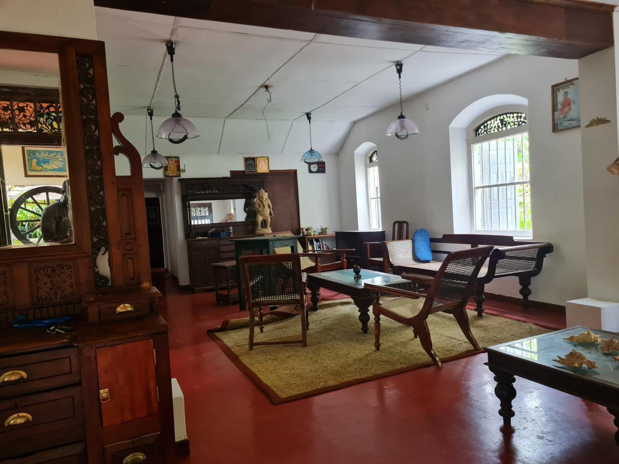 Hill Side Kings Villa Хикадува Екстериор снимка