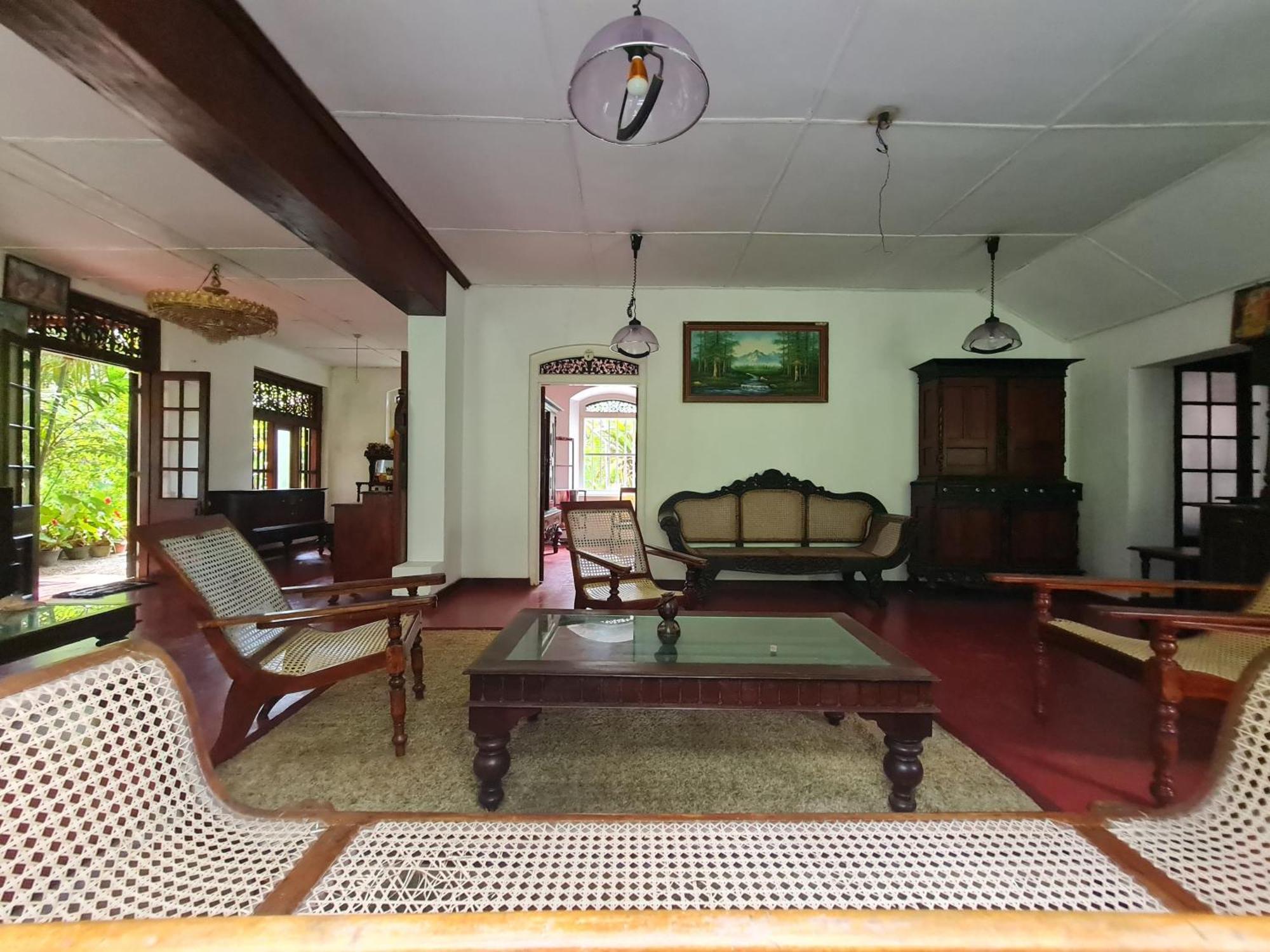Hill Side Kings Villa Хикадува Екстериор снимка