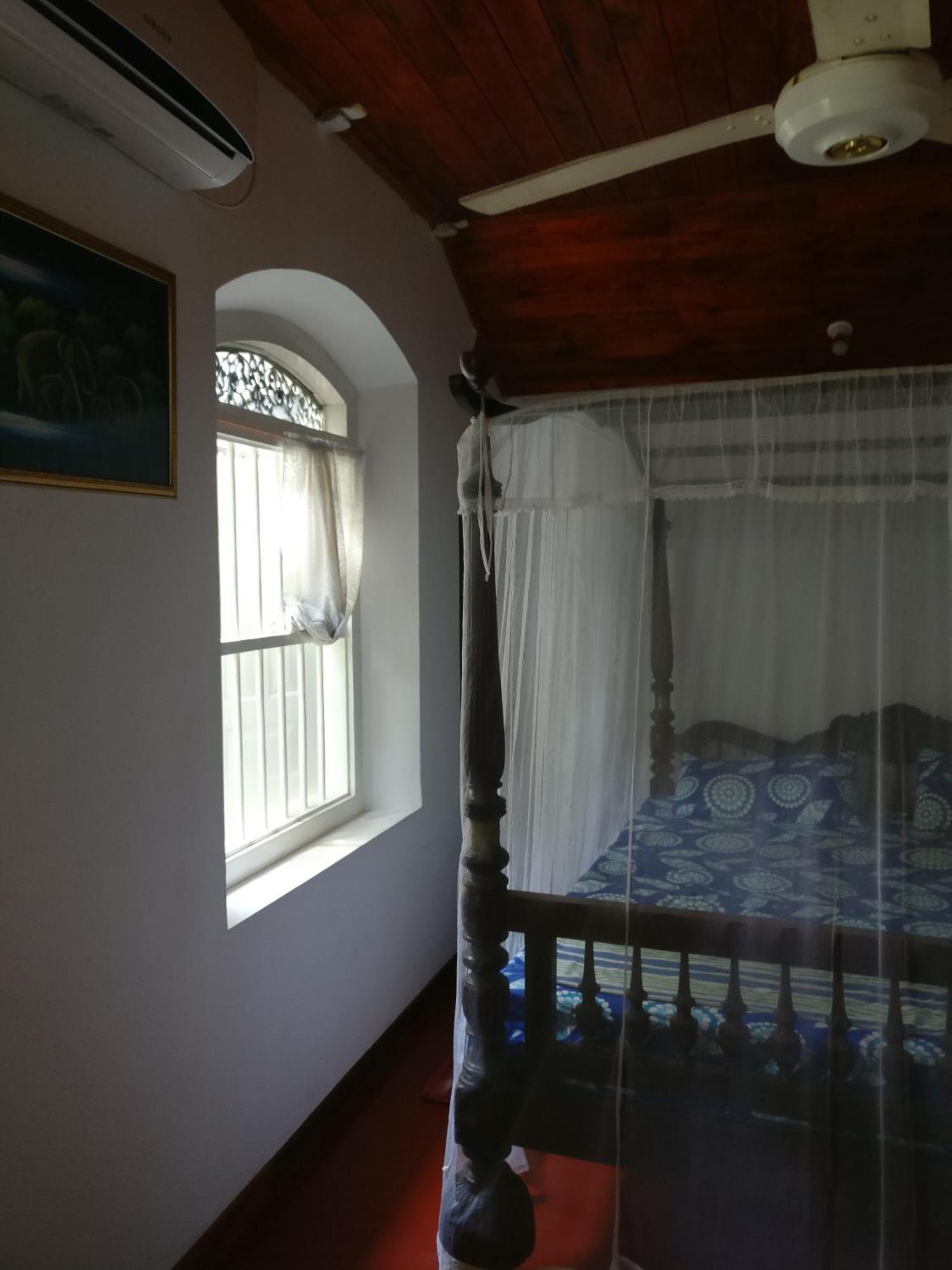 Hill Side Kings Villa Хикадува Екстериор снимка