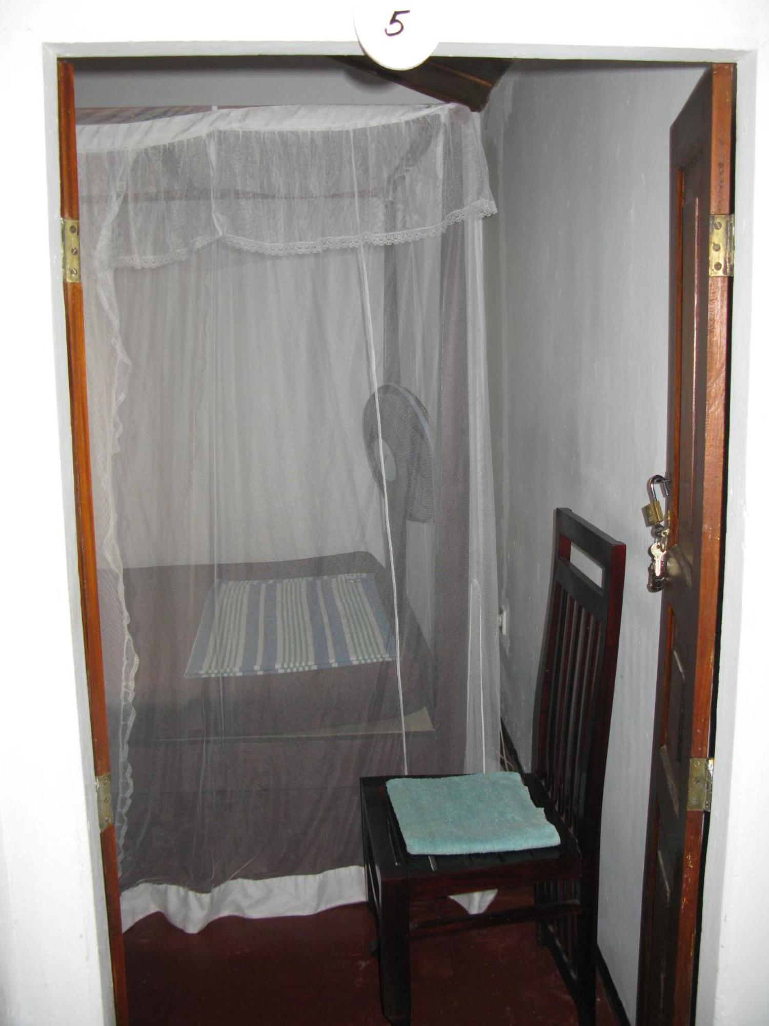 Hill Side Kings Villa Хикадува Стая снимка
